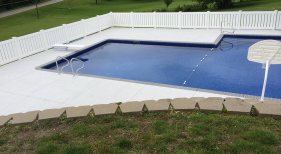 20x40 L Vinyl Pool with spray decking