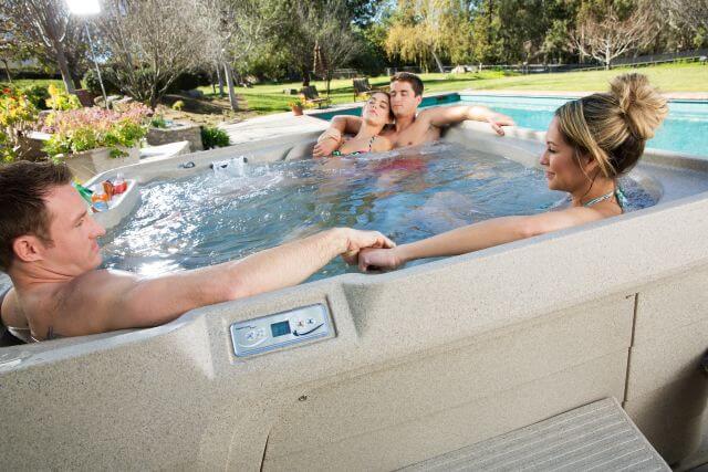 3 Reasons Why You Should Buy a Hot Tub